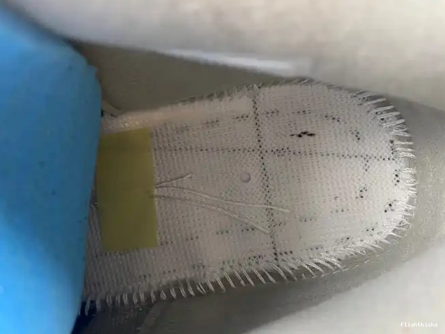 4 Retro (PE) Georgetown AJ4-1043505 Jordan 0607